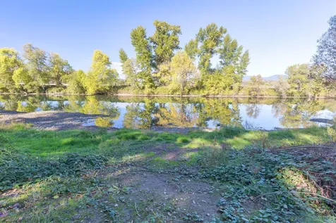 4500 Leonard Road Grants Pass OR 97527