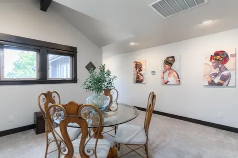 789 NW Yosemite Drive Bend OR 97703