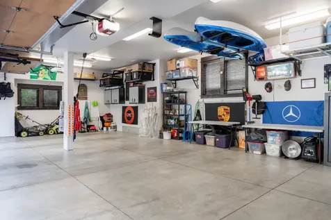 789 NW Yosemite Drive Bend OR 97703