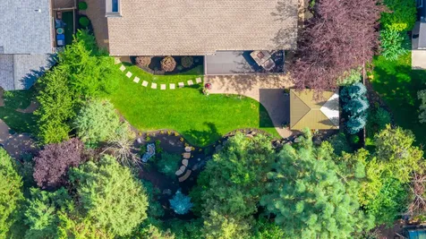789 NW Yosemite Drive Bend OR 97703