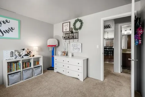 914 Sellwood Drive Eagle Point OR 97524