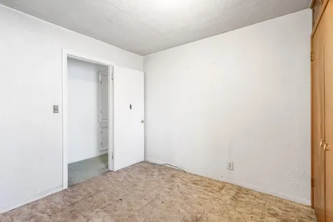 337 SE C Street Madras OR 97741