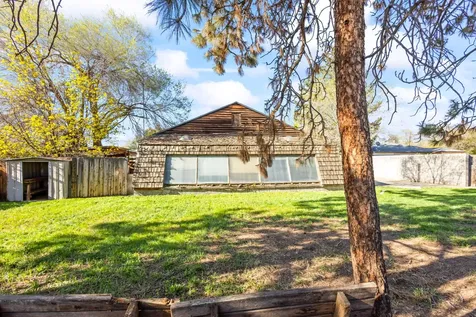 337 SE C Street Madras OR 97741