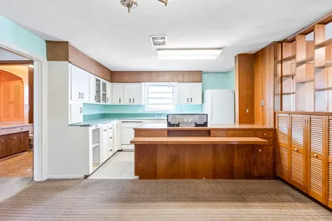 337 SE C Street Madras OR 97741