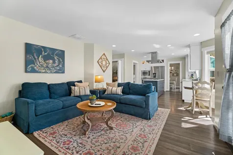 1860 SE Autumnwood Court Bend OR 97702