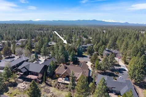3225 NW Melville Drive Bend OR 97703