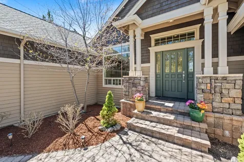 3225 NW Melville Drive Bend OR 97703