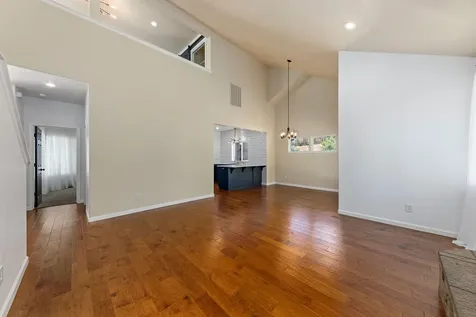 1507 R J Drive Grants Pass OR 97526