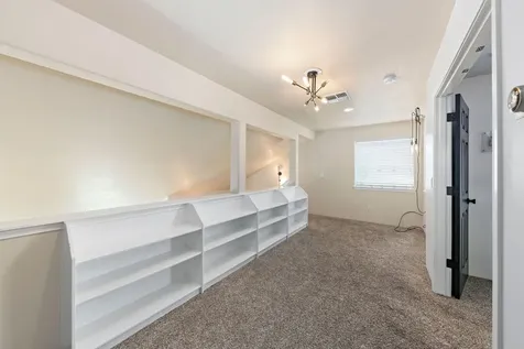 1507 R J Drive Grants Pass OR 97526