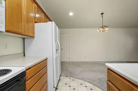 2580 Parkwood Village Lane Central Point OR 97502