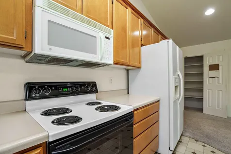 2580 Parkwood Village Lane Central Point OR 97502