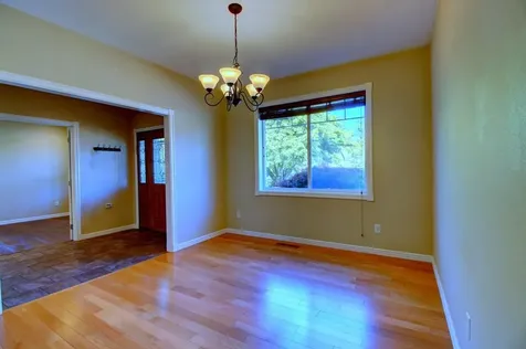 417 Stanford Avenue Medford OR 97504
