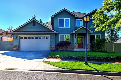 417 Stanford Avenue Medford OR 97504