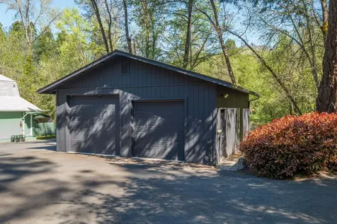 4839 Averill Drive Grants Pass OR 97526