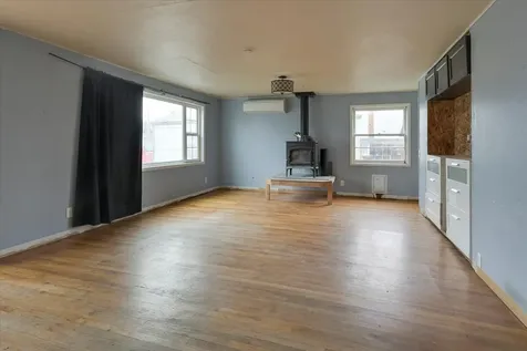 136 SW 2nd Street Redmond OR 97756