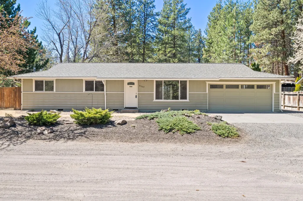 61207 Travis Road Bend OR 97702