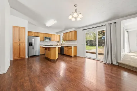 61207 Travis Road Bend OR 97702
