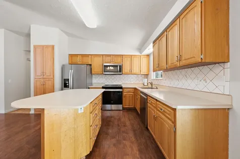 61207 Travis Road Bend OR 97702
