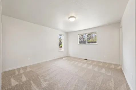 61207 Travis Road Bend OR 97702