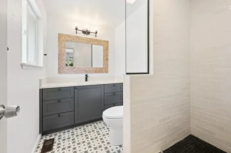 61207 Travis Road Bend OR 97702