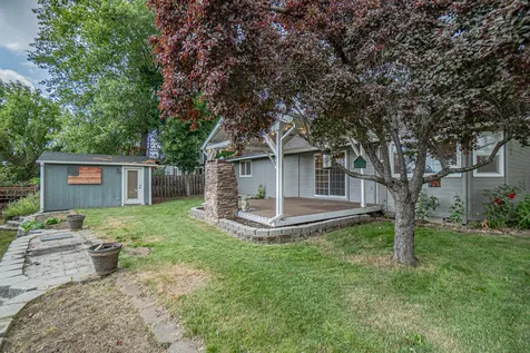 609 Crystal Drive Eagle Point OR 97524