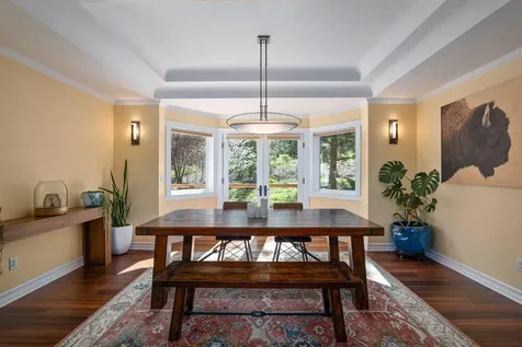 1694 Old Siskiyou Highway Ashland OR 97520