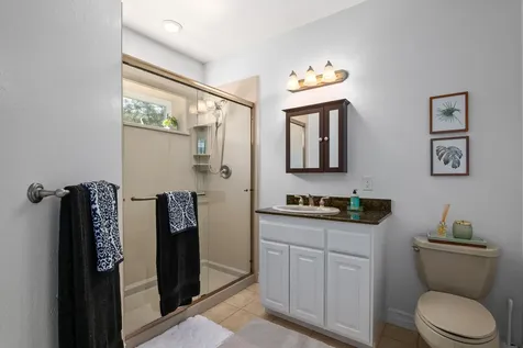 1694 Old Siskiyou Highway Ashland OR 97520