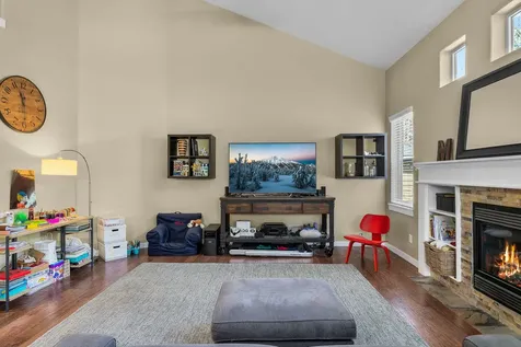 19702 Harvard Place Bend OR 97702