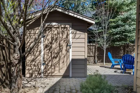 19702 Harvard Place Bend OR 97702