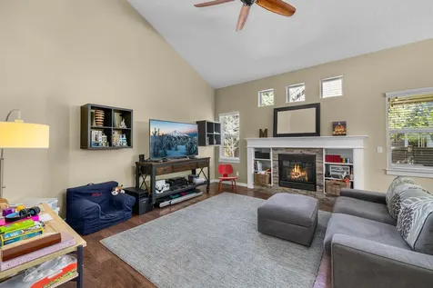 19702 Harvard Place Bend OR 97702