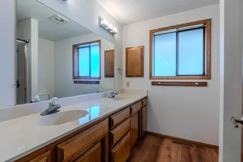 1258 Paulita Drive Medford OR 97504