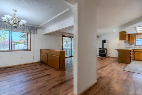 1258 Paulita Drive Medford OR 97504
