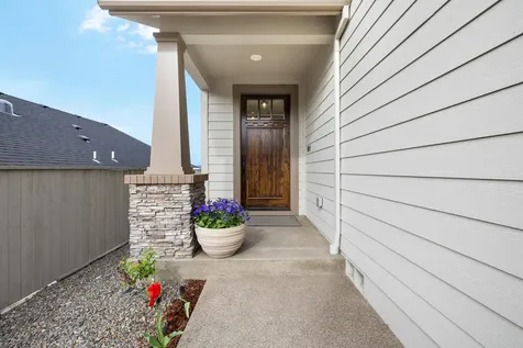 727 Sonoma Court Medford OR 97504