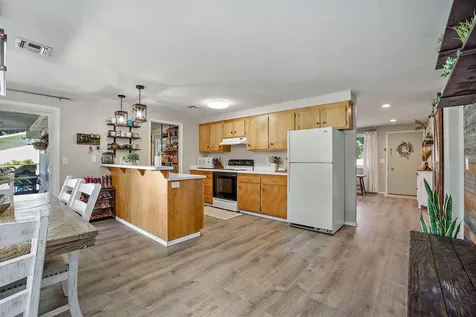 235 Lloyellen Drive Rogue River OR 97537