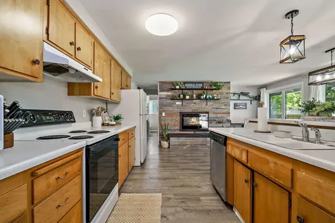 235 Lloyellen Drive Rogue River OR 97537