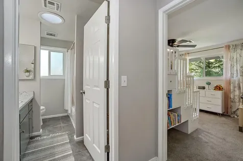 235 Lloyellen Drive Rogue River OR 97537