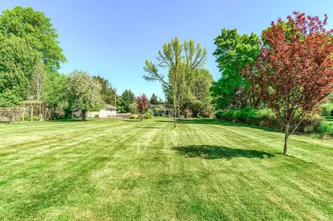 235 Lloyellen Drive Rogue River OR 97537