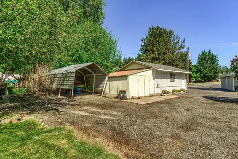235 Lloyellen Drive Rogue River OR 97537