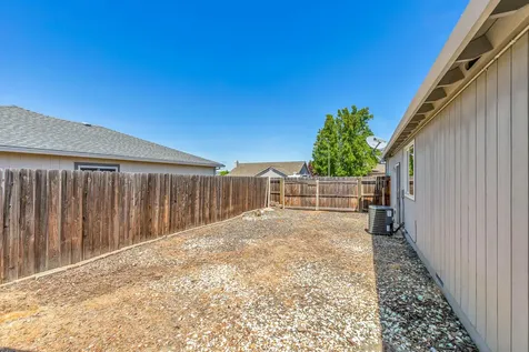 2320 Savannah Drive Central Point OR 97502