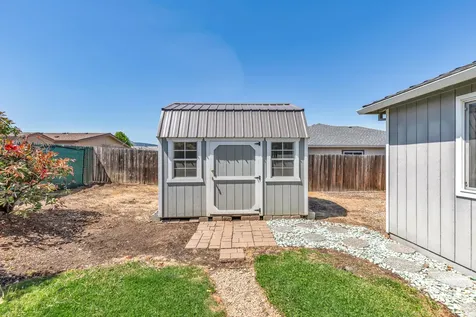 2320 Savannah Drive Central Point OR 97502