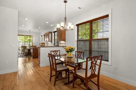 3871 Sunleaf Avenue Medford OR 97504