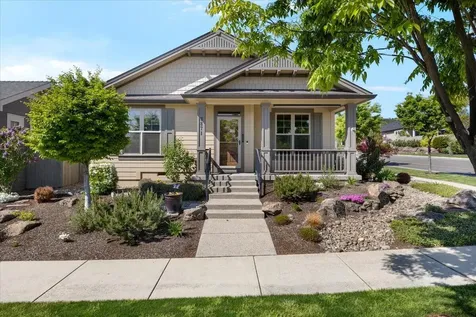 3871 Sunleaf Avenue Medford OR 97504