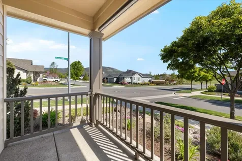 3871 Sunleaf Avenue Medford OR 97504