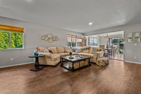20749 Liberty Lane Bend OR 97701