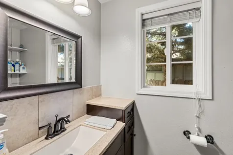3033 Connell Avenue Medford OR 97501