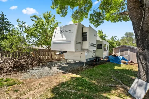 3033 Connell Avenue Medford OR 97501
