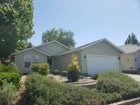 617 SW Larch Road Grants Pass OR 97526