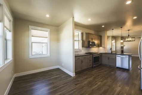 2668 NW 25th Street Redmond OR 97756