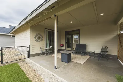 2668 NW 25th Street Redmond OR 97756