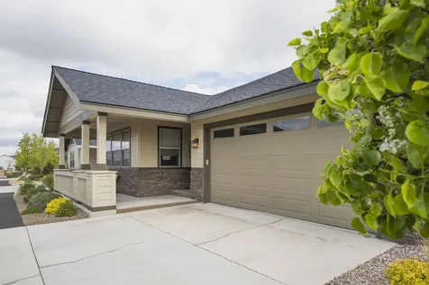 2668 NW 25th Street Redmond OR 97756
